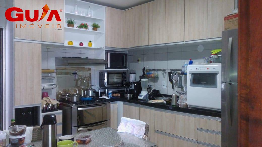 Apartamento à venda com 4 quartos, 145m² - Foto 4