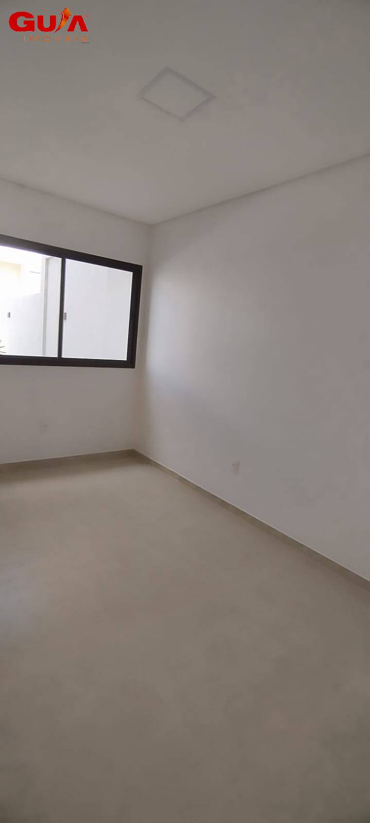 Casa à venda com 4 quartos, 169m² - Foto 15