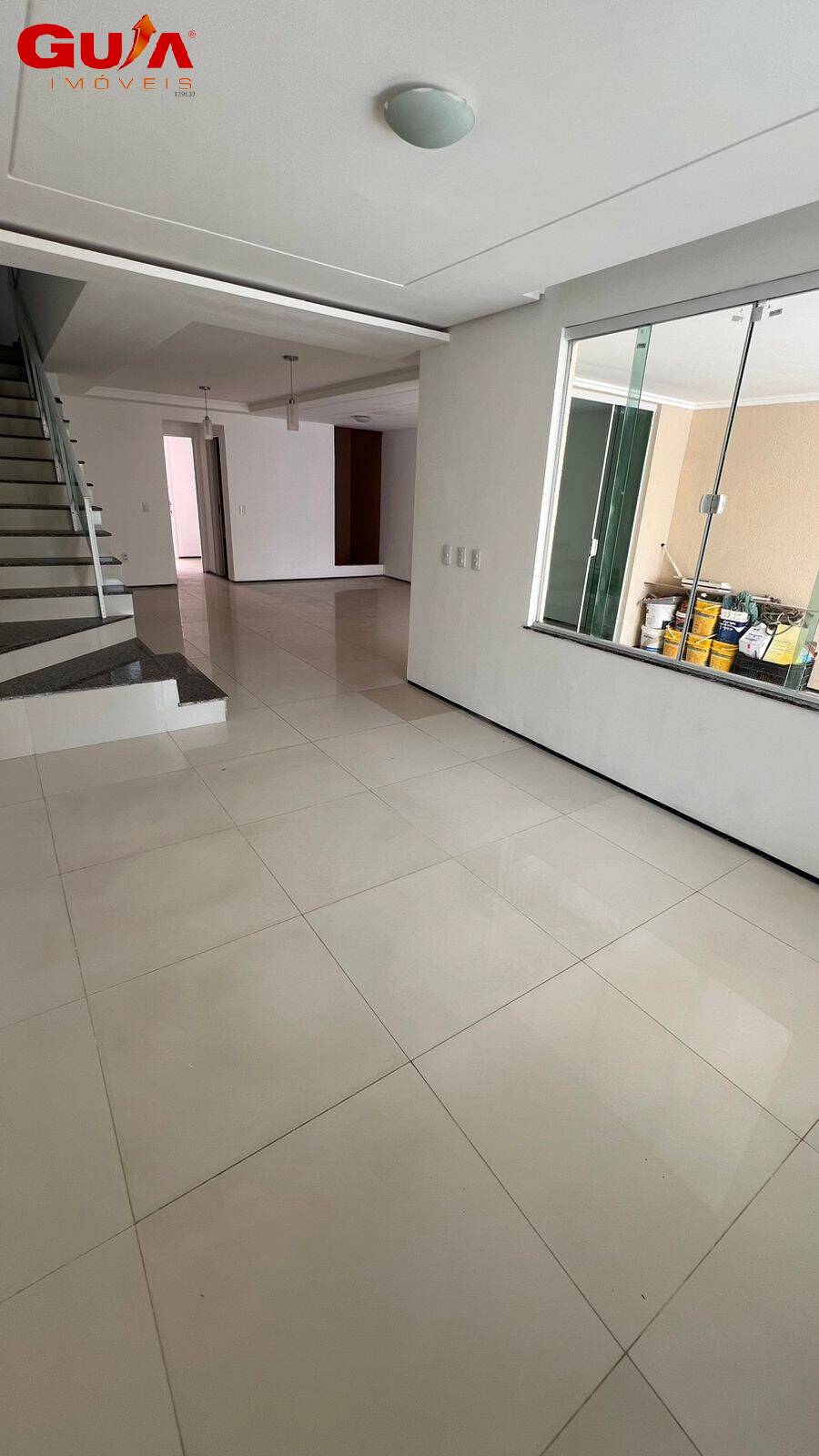 Casa à venda com 4 quartos, 228m² - Foto 4