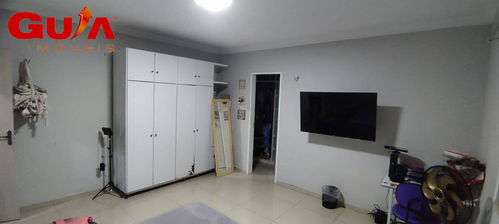 Casa à venda com 4 quartos, 200m² - Foto 12