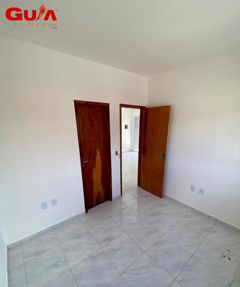 Casa à venda com 2 quartos, 58m² - Foto 9