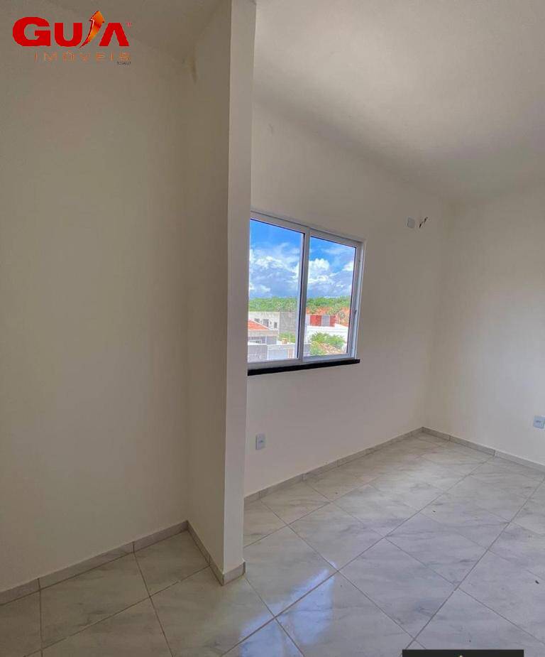 Casa à venda com 2 quartos, 58m² - Foto 14