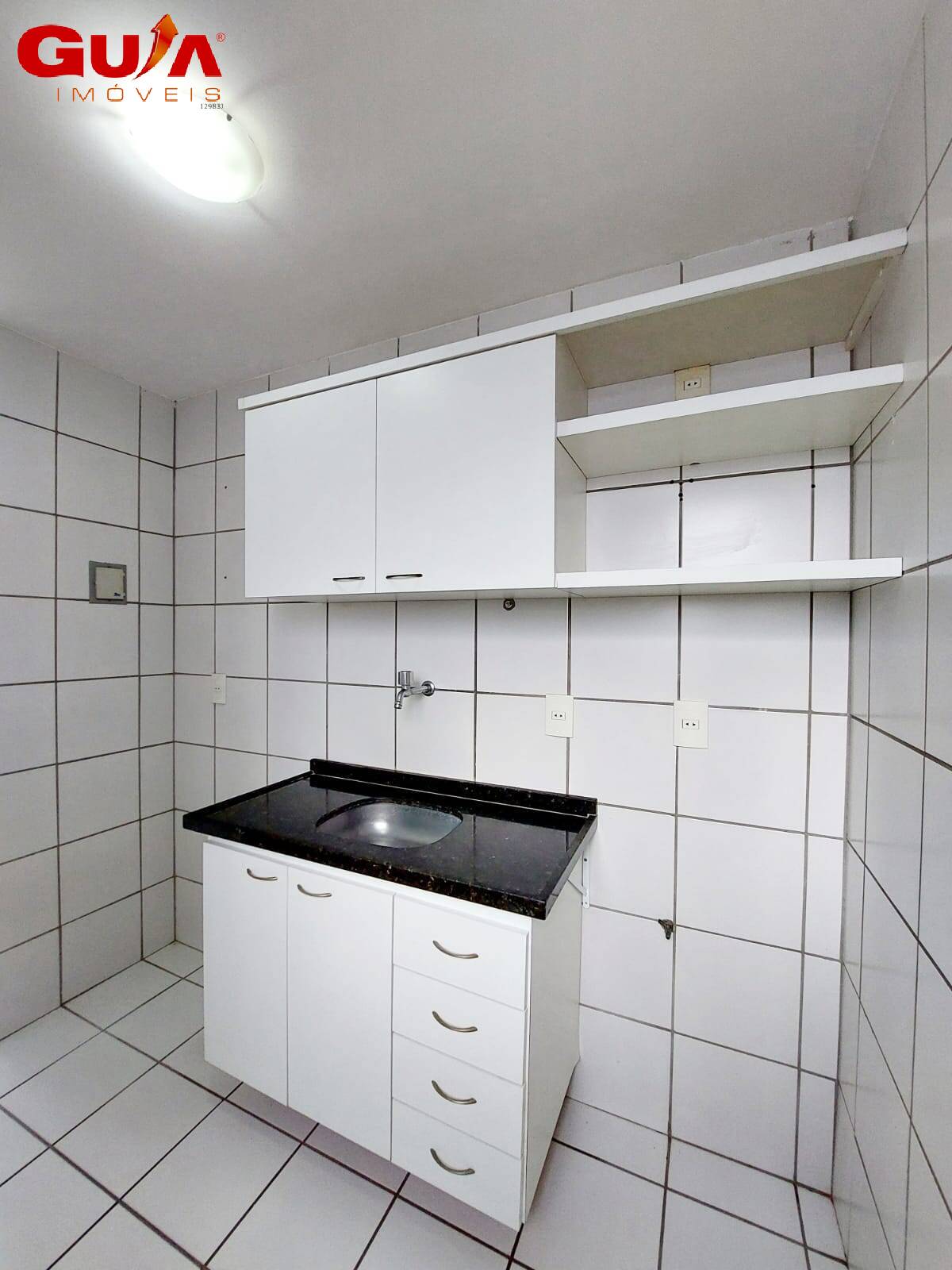 Apartamento à venda com 2 quartos, 43m² - Foto 2