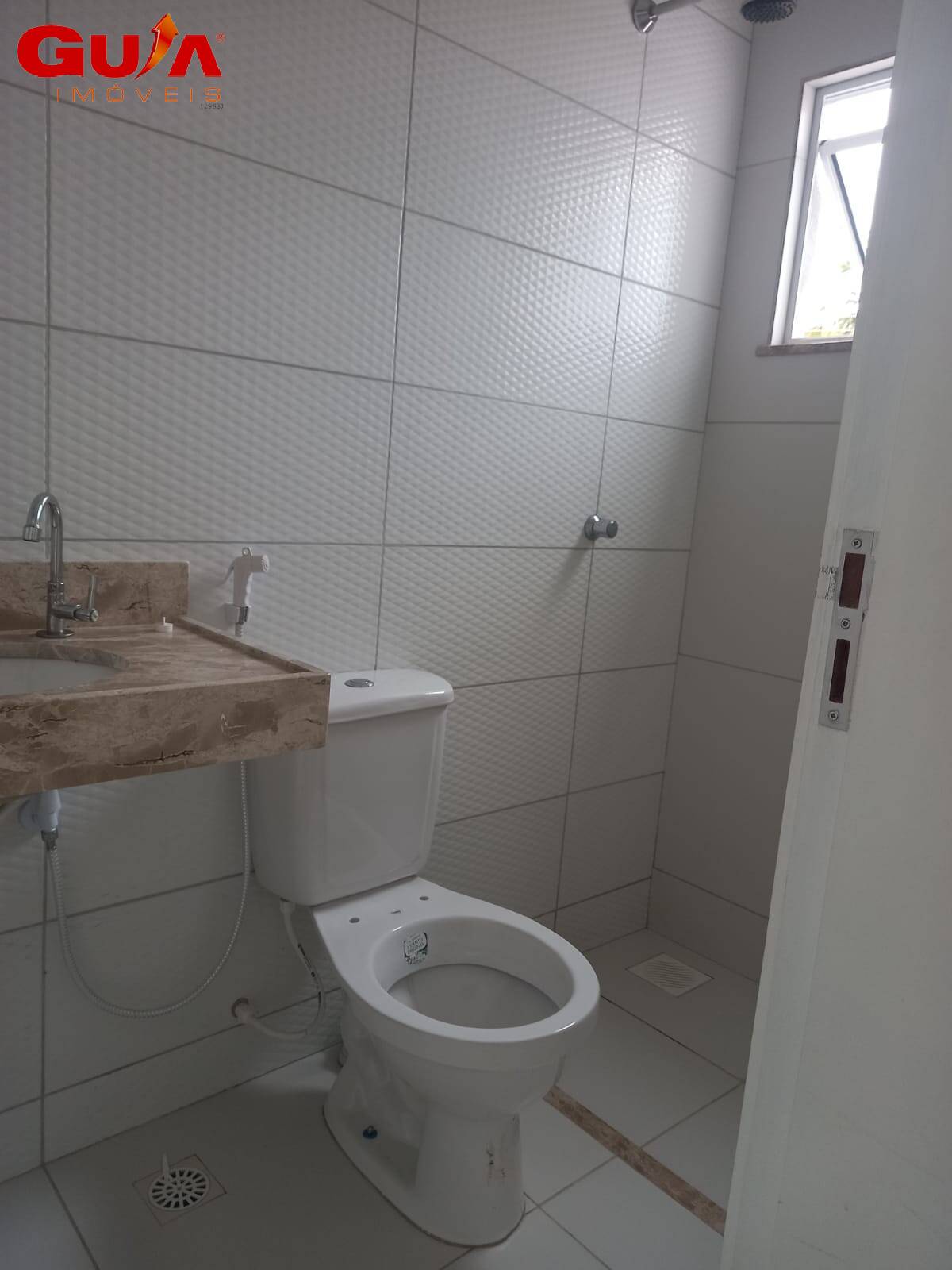 Casa para alugar com 3 quartos, 80m² - Foto 9