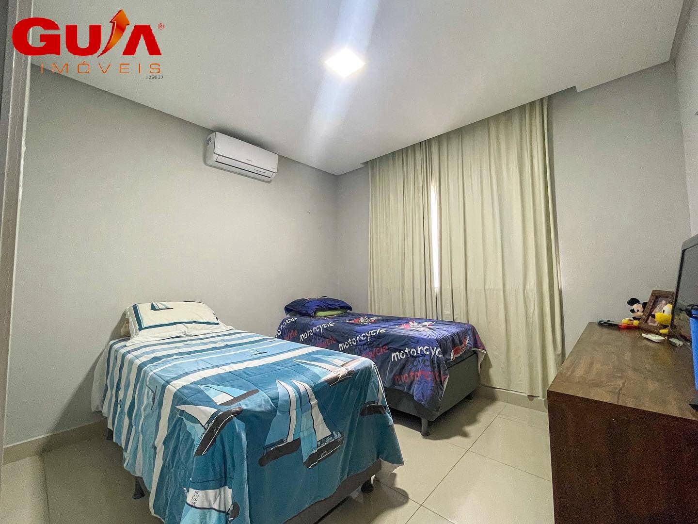 Casa à venda com 2 quartos, 125m² - Foto 3