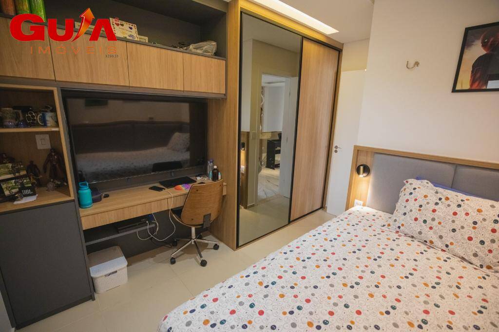 Casa de Condomínio à venda com 4 quartos, 230m² - Foto 9