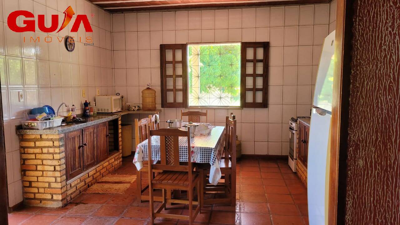 Casa à venda com 4 quartos, 1080m² - Foto 4