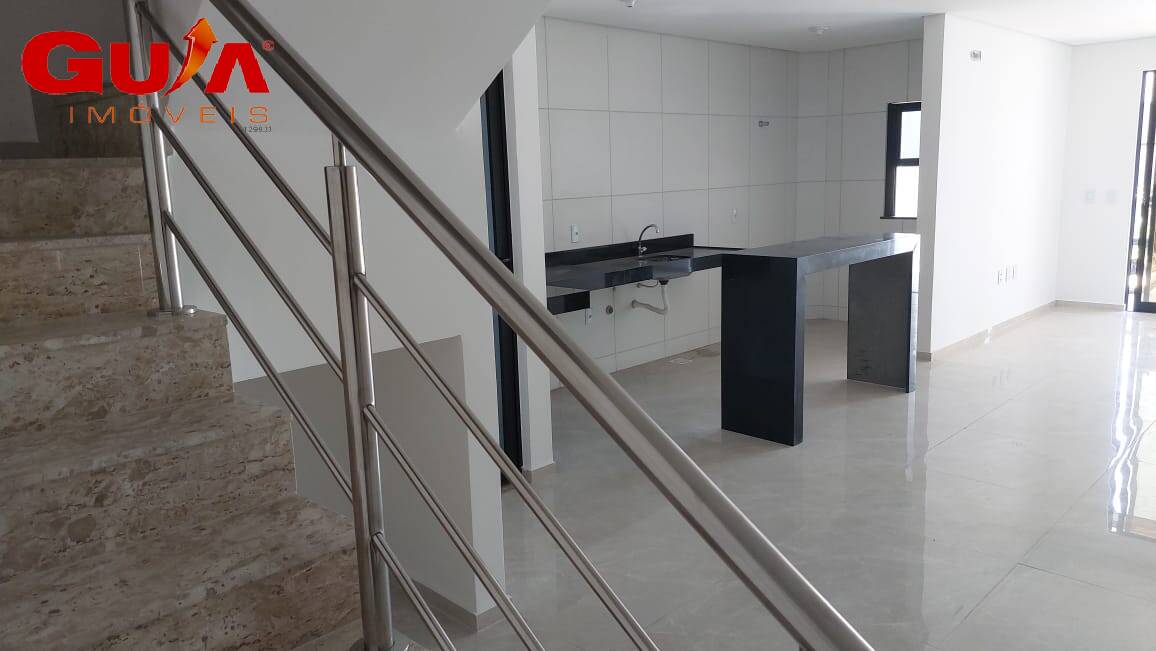 Casa à venda com 4 quartos, 180m² - Foto 5