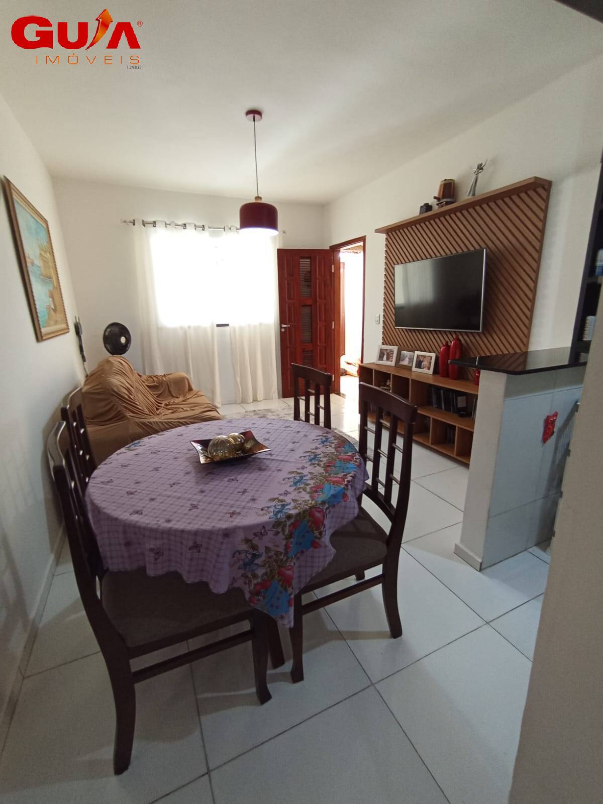 Casa à venda com 2 quartos, 80m² - Foto 4