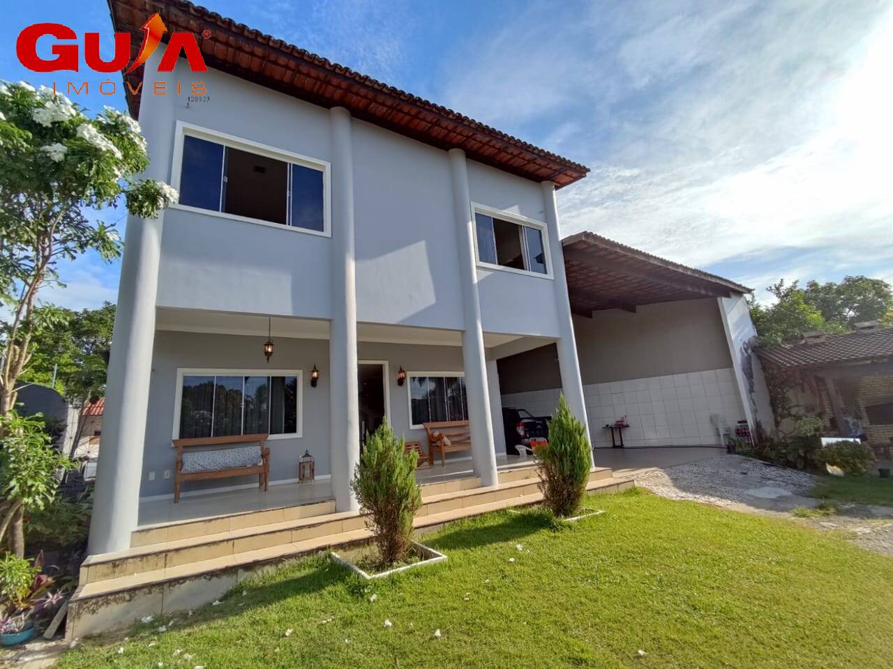 Casa à venda com 4 quartos, 600m² - Foto 1