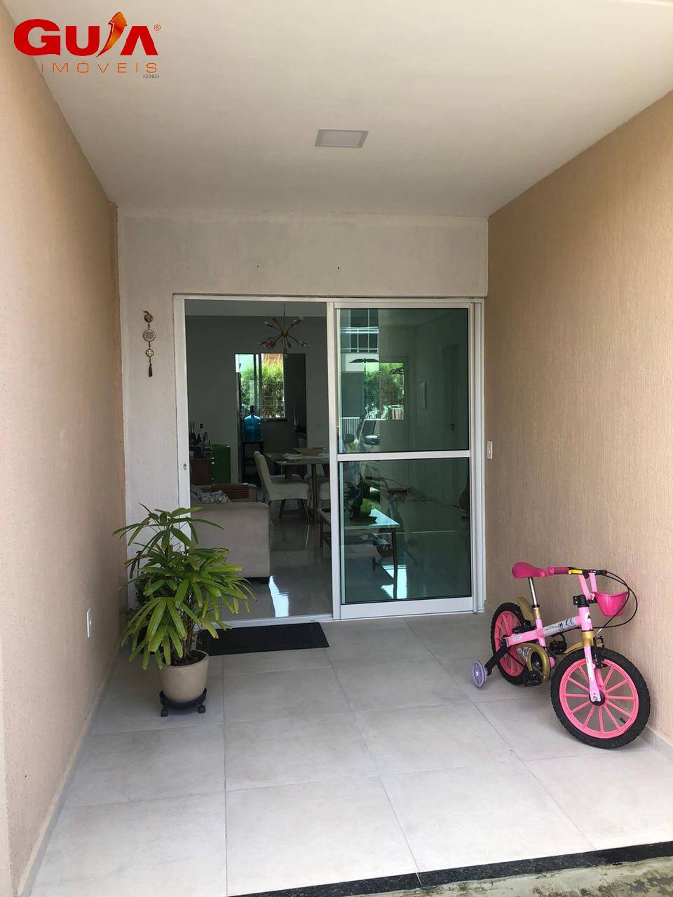 Casa de Condomínio à venda com 3 quartos, 97m² - Foto 2