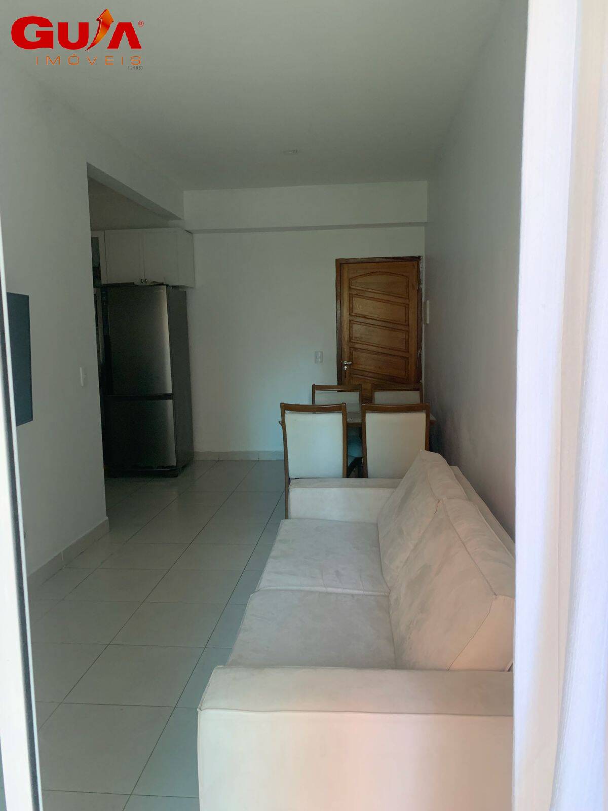 Apartamento à venda com 2 quartos, 62m² - Foto 3