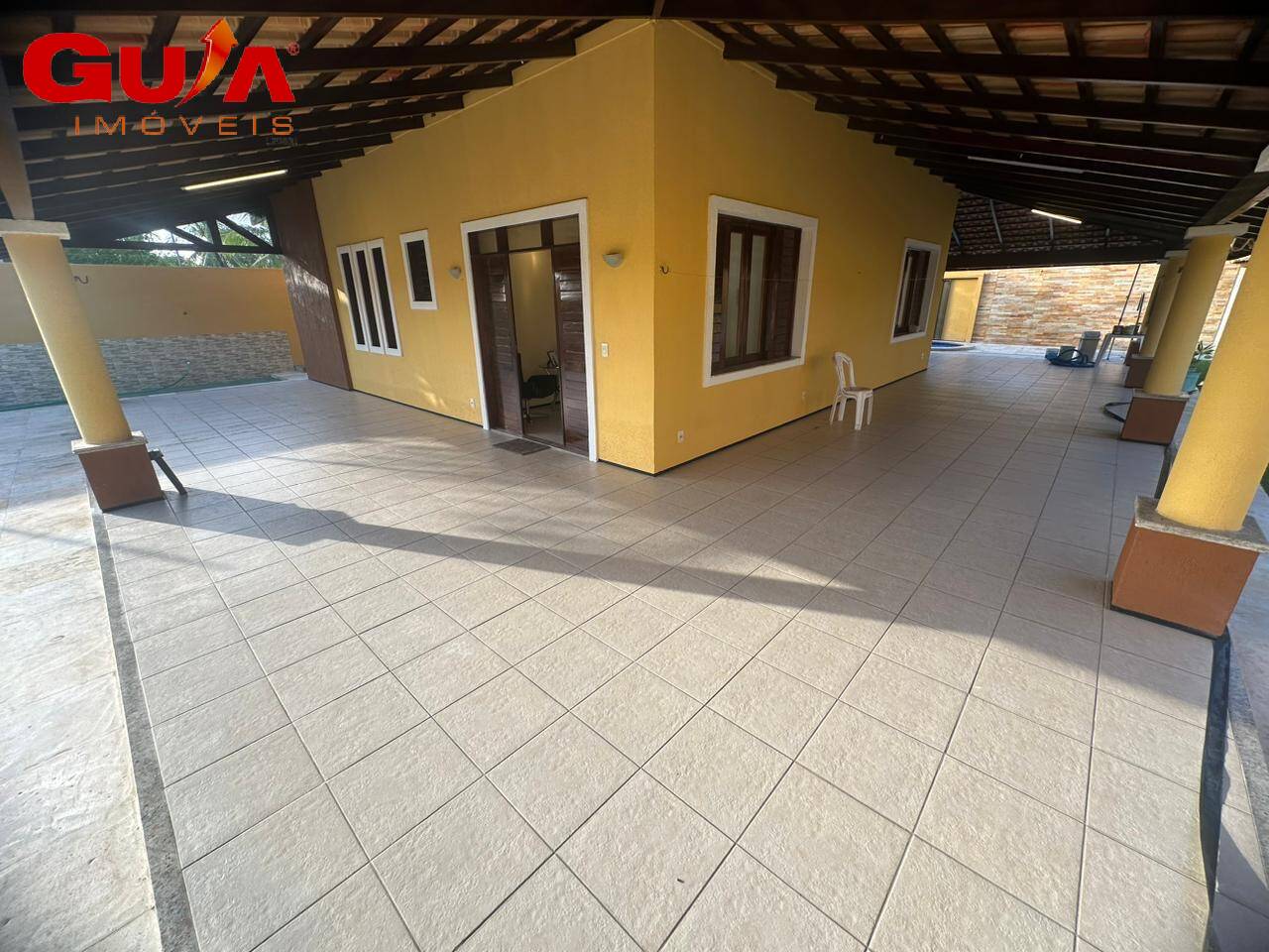 Casa à venda com 4 quartos, 600m² - Foto 4