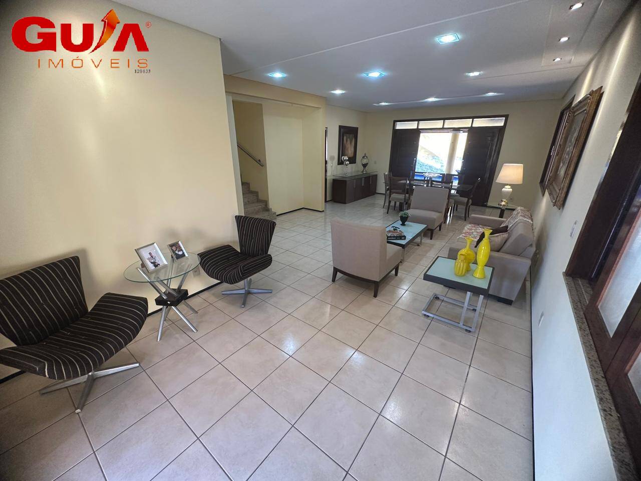 Casa à venda com 4 quartos, 600m² - Foto 8