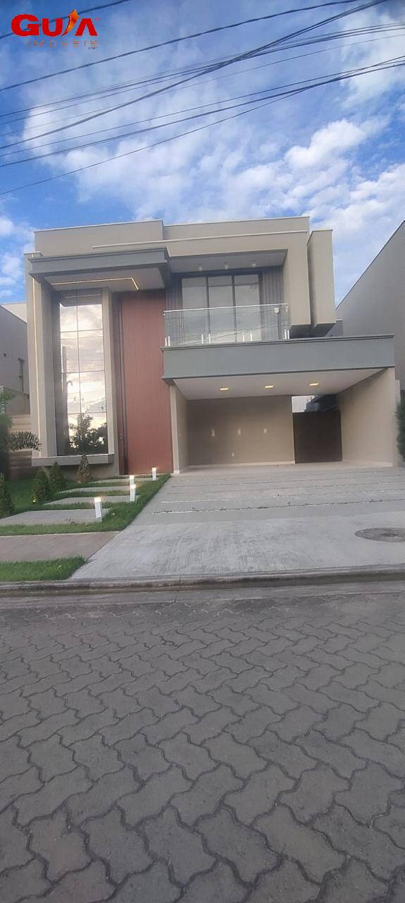 Casa de Condomínio à venda com 4 quartos, 250m² - Foto 2