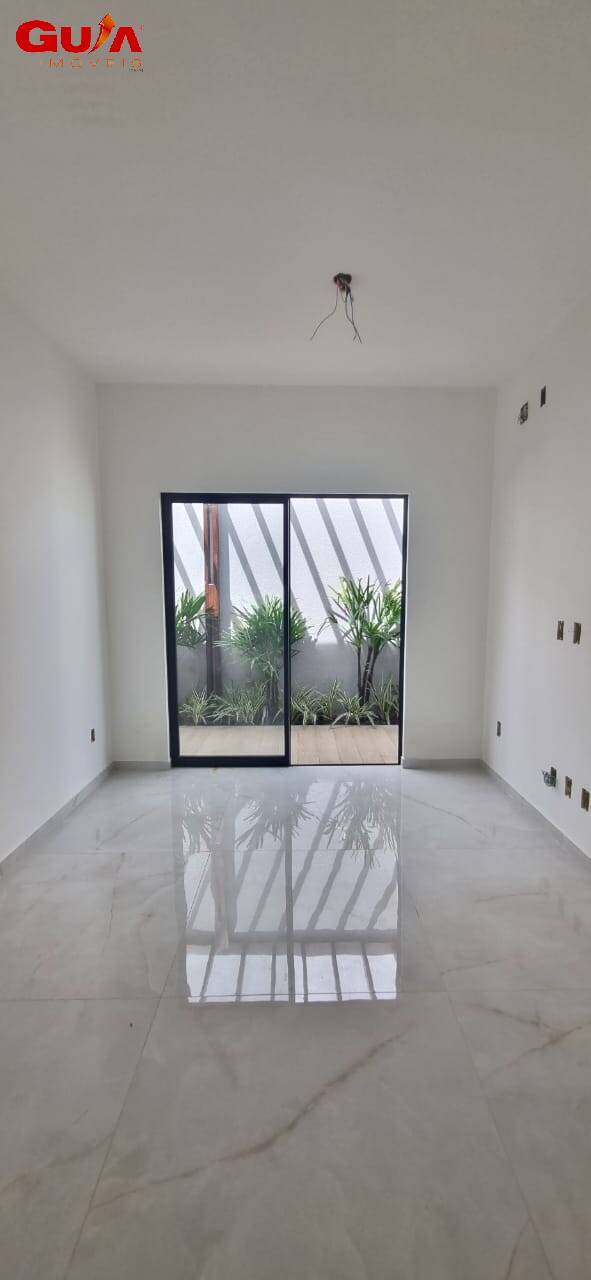 Casa à venda com 3 quartos, 101m² - Foto 14