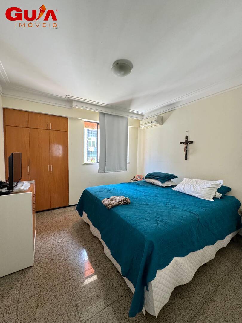 Apartamento à venda com 3 quartos, 140m² - Foto 11