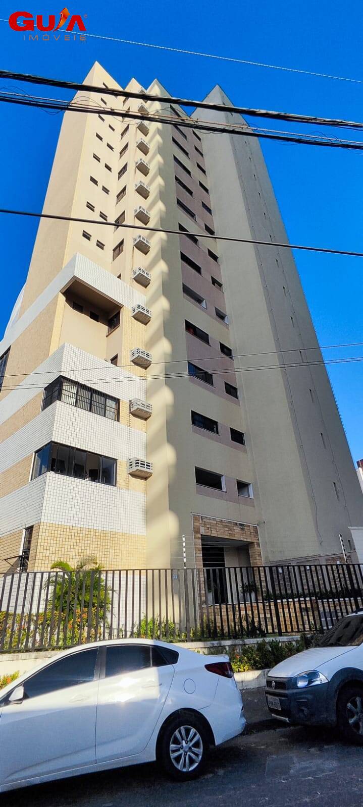 Apartamento à venda com 3 quartos, 121m² - Foto 1