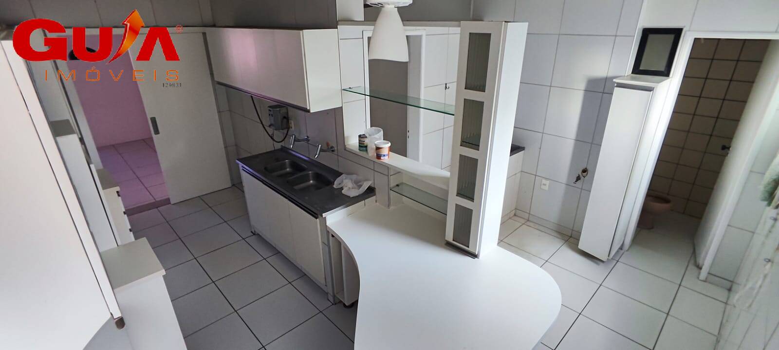 Apartamento à venda com 3 quartos, 121m² - Foto 4