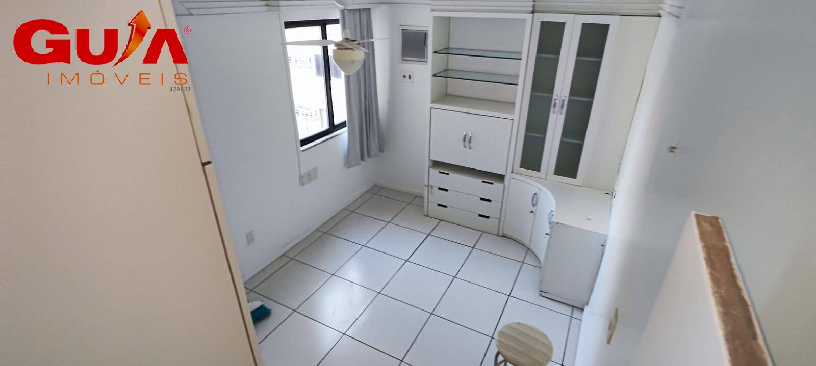 Apartamento à venda com 3 quartos, 121m² - Foto 8