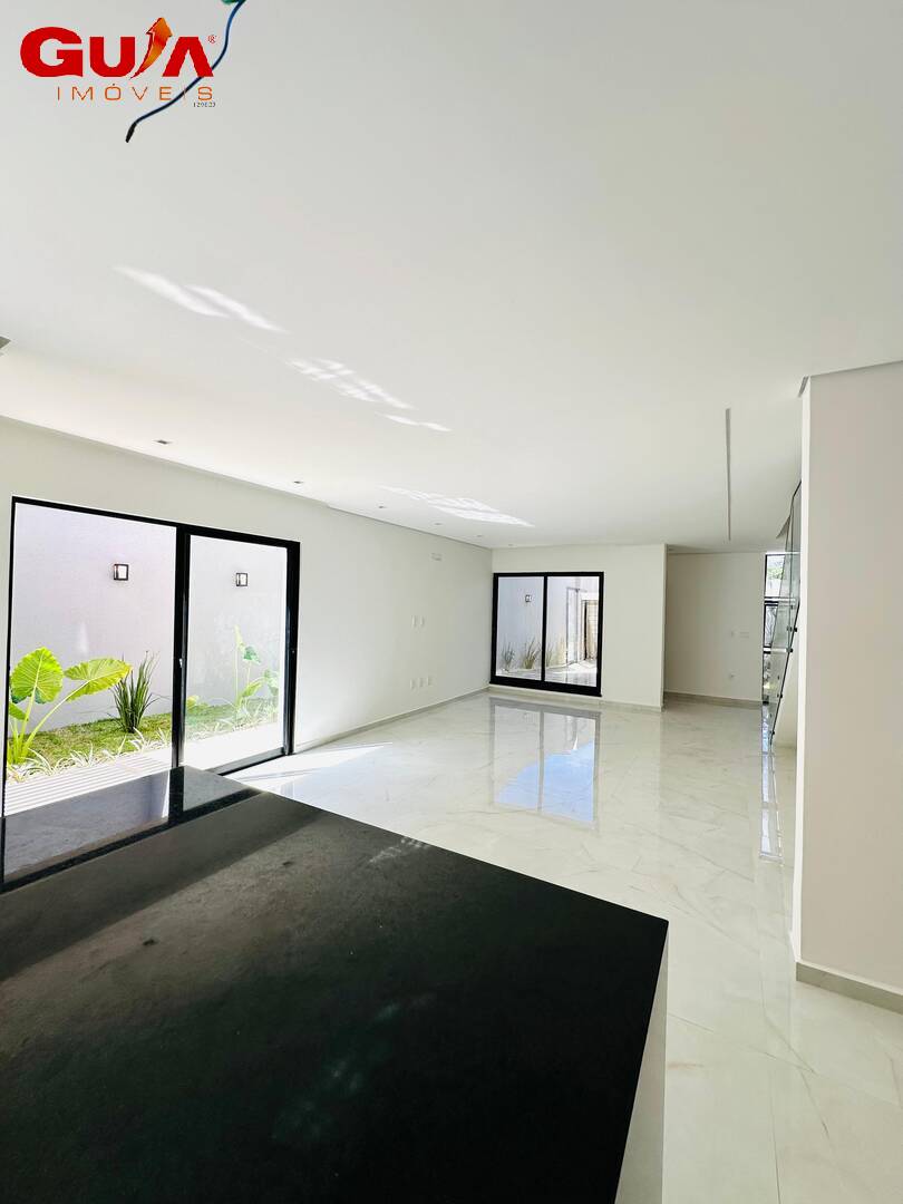 Casa à venda com 4 quartos, 142m² - Foto 6