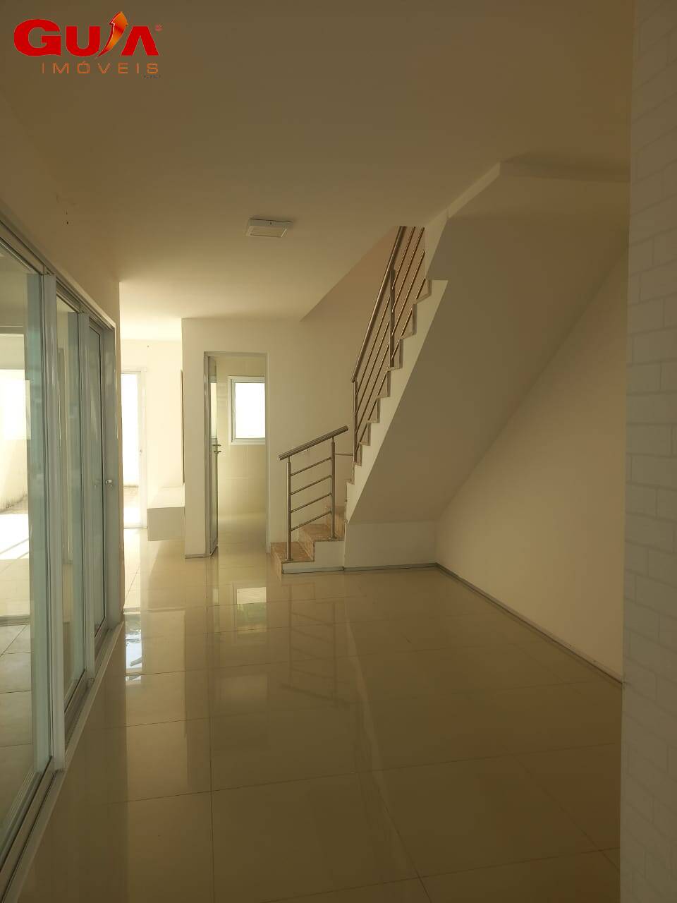 Casa de Condomínio para alugar com 3 quartos, 137m² - Foto 5