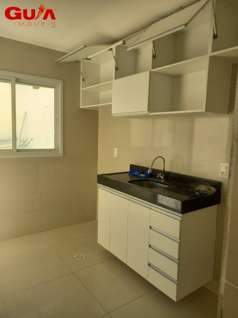 Casa de Condomínio para alugar com 3 quartos, 137m² - Foto 6