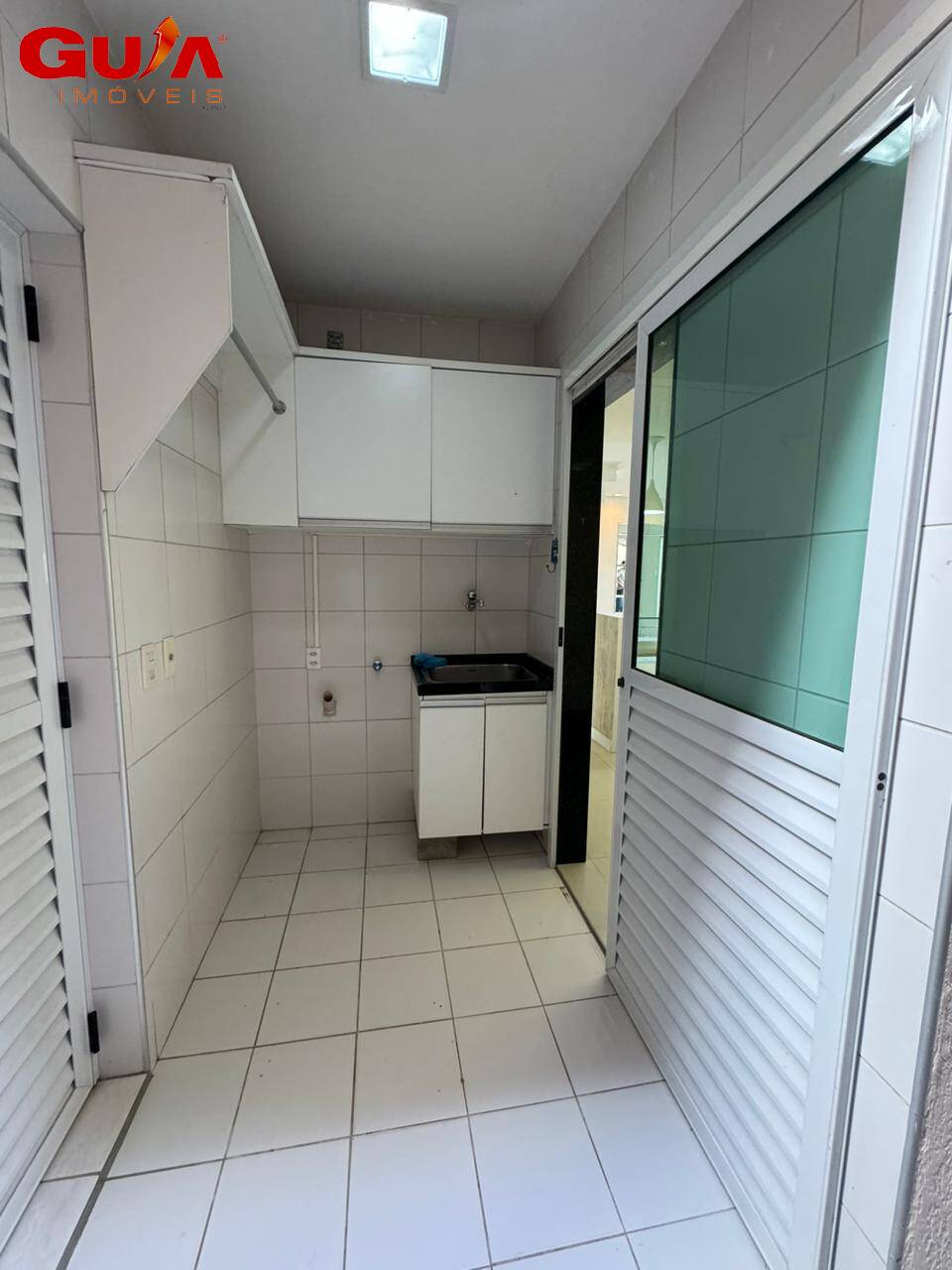 Casa de Condomínio para alugar com 4 quartos, 169m² - Foto 5