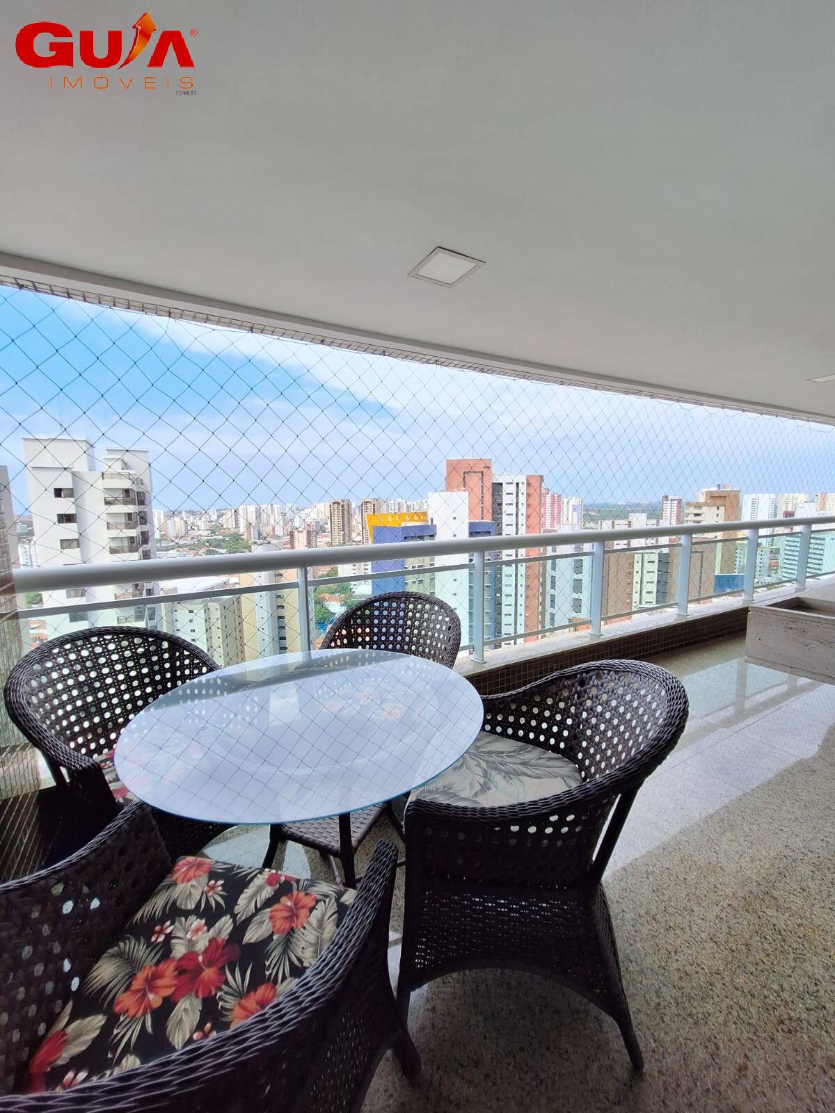 Apartamento para alugar com 3 quartos, 165m² - Foto 8