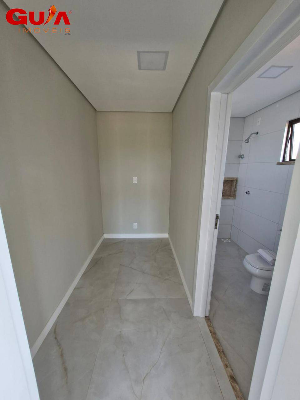 Casa de Condomínio à venda com 4 quartos, 190m² - Foto 4