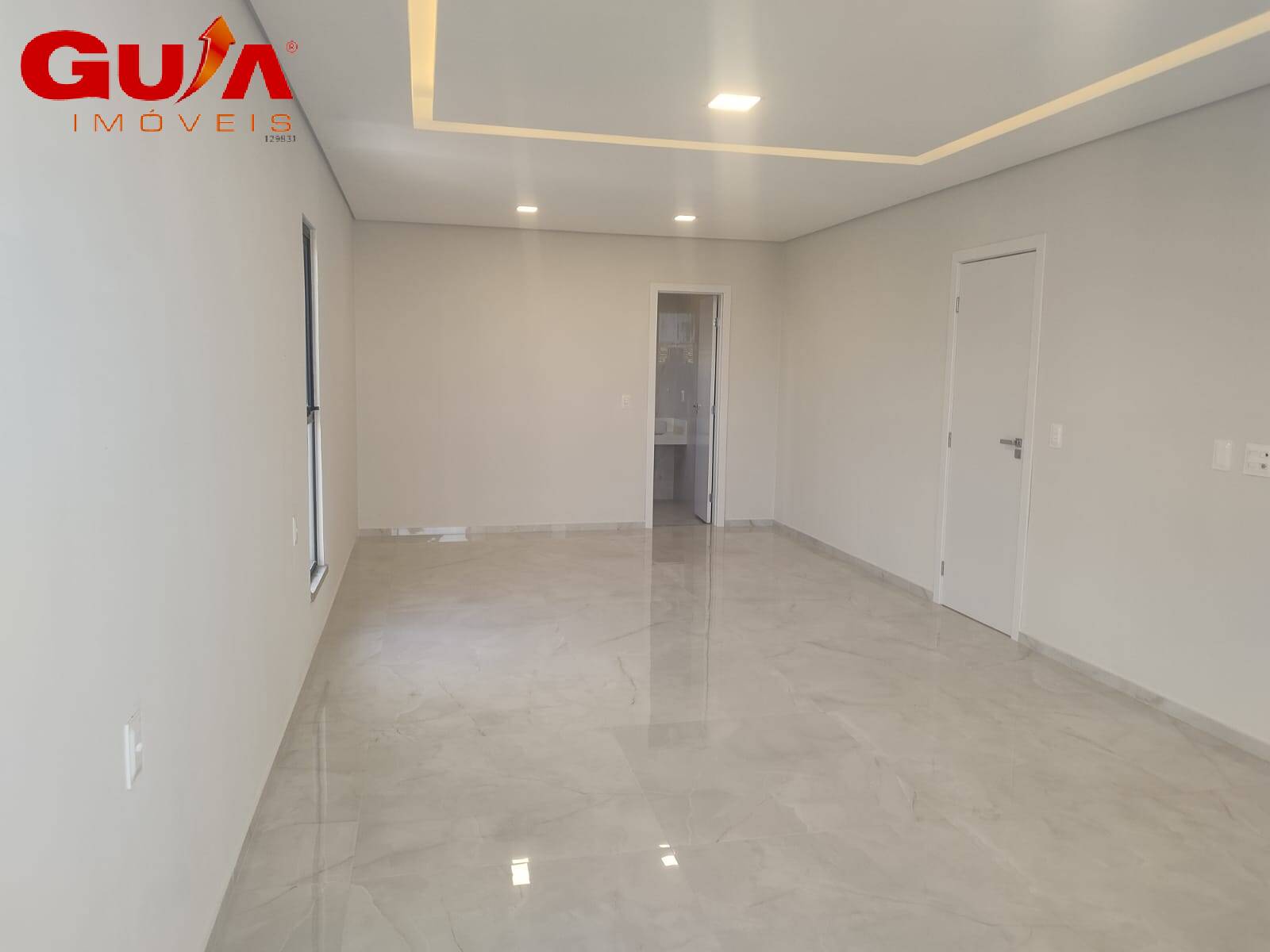 Casa de Condomínio à venda com 4 quartos, 273m² - Foto 6