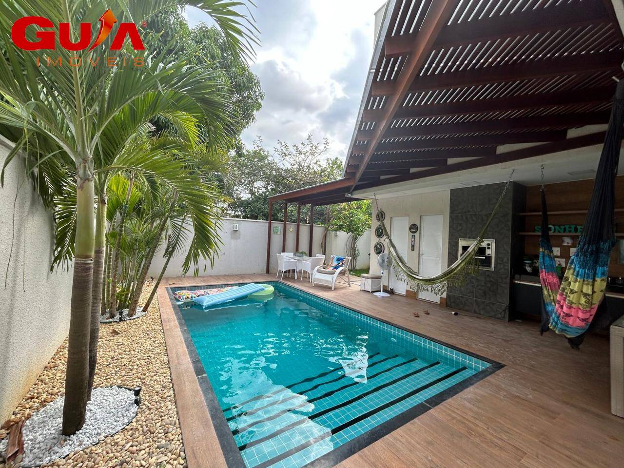 Casa de Condomínio à venda com 4 quartos, 242m² - Foto 27