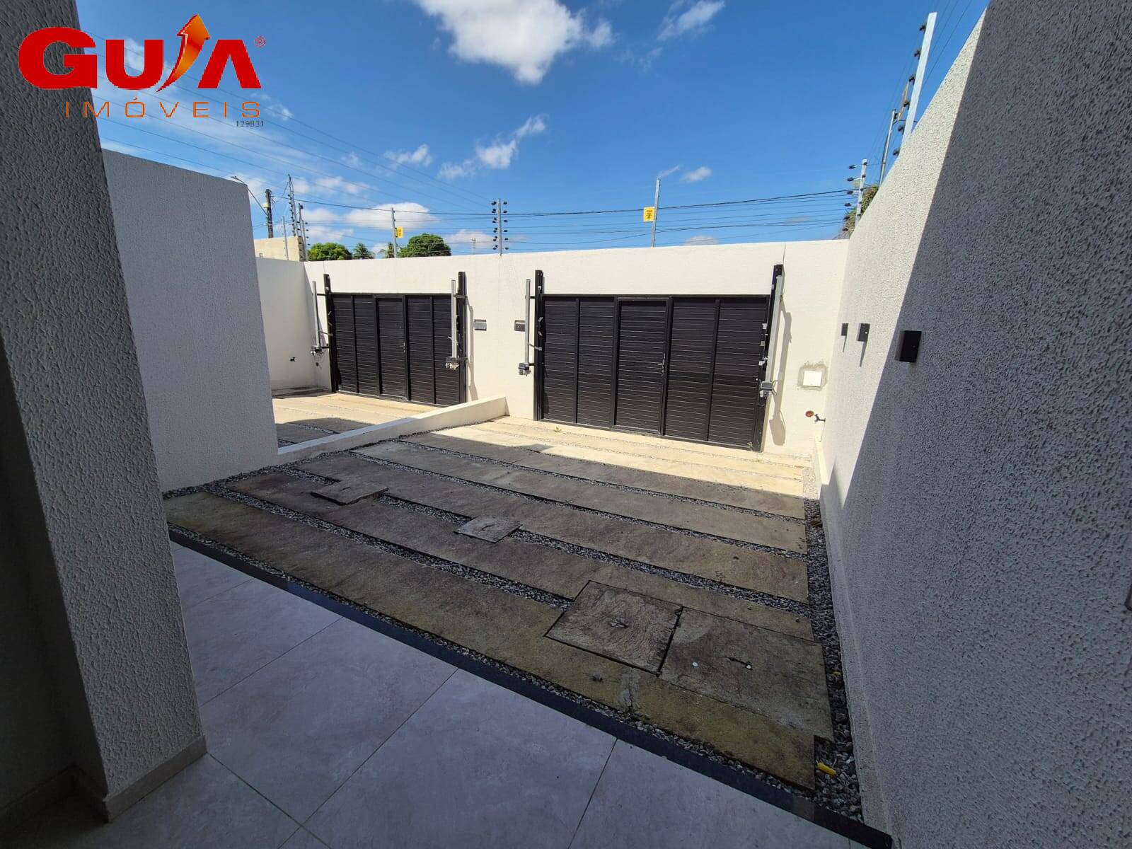 Casa à venda com 3 quartos, 141m² - Foto 4