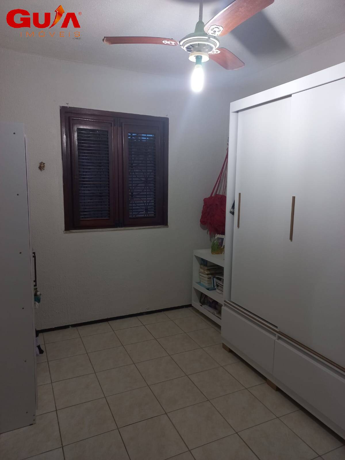 Casa à venda com 2 quartos, 56m² - Foto 12