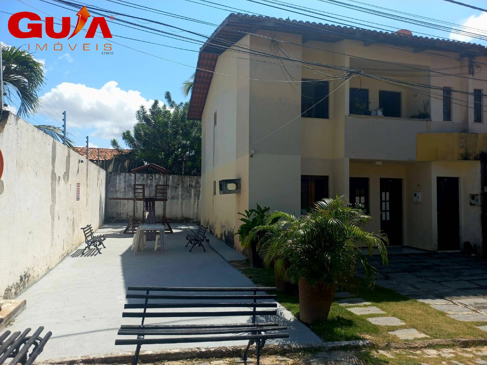 Casa à venda com 2 quartos, 56m² - Foto 10