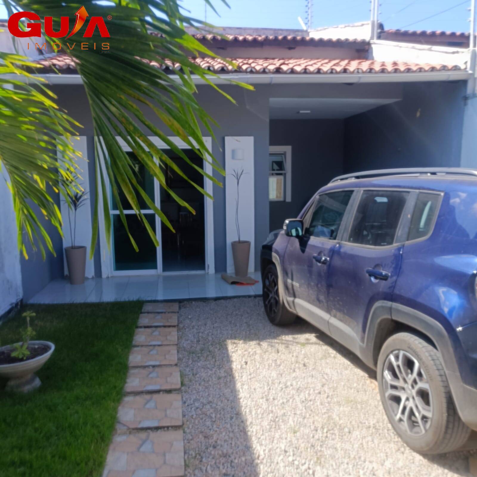 Casa à venda com 3 quartos, 240m² - Foto 1