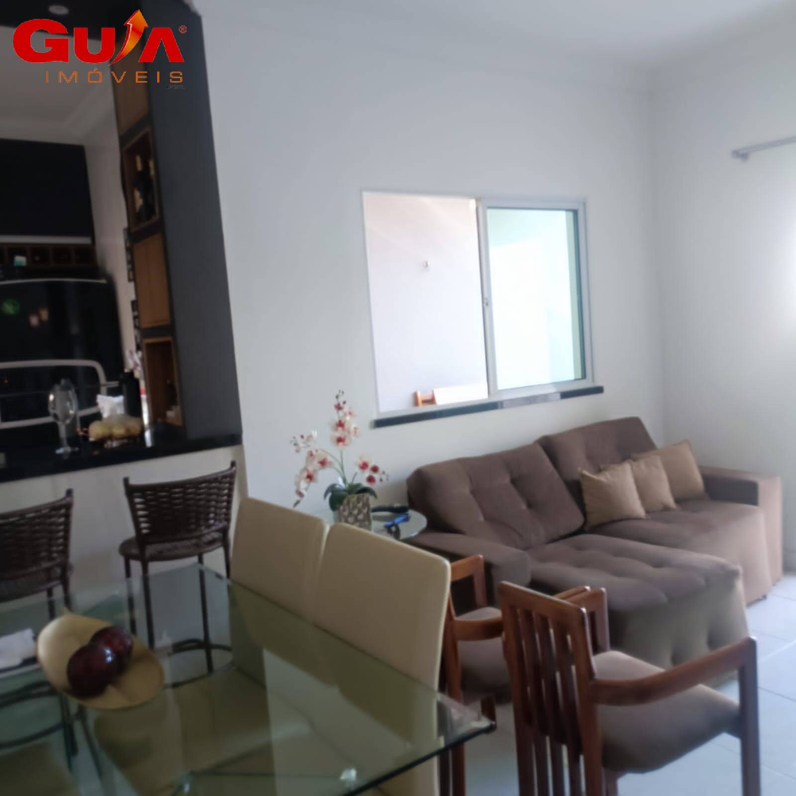 Casa à venda com 3 quartos, 240m² - Foto 4