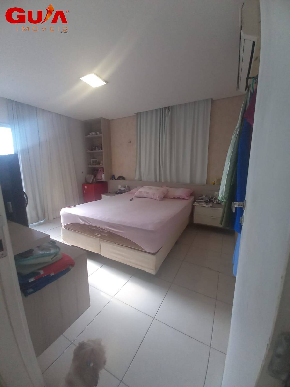 Casa para alugar com 4 quartos, 200m² - Foto 15