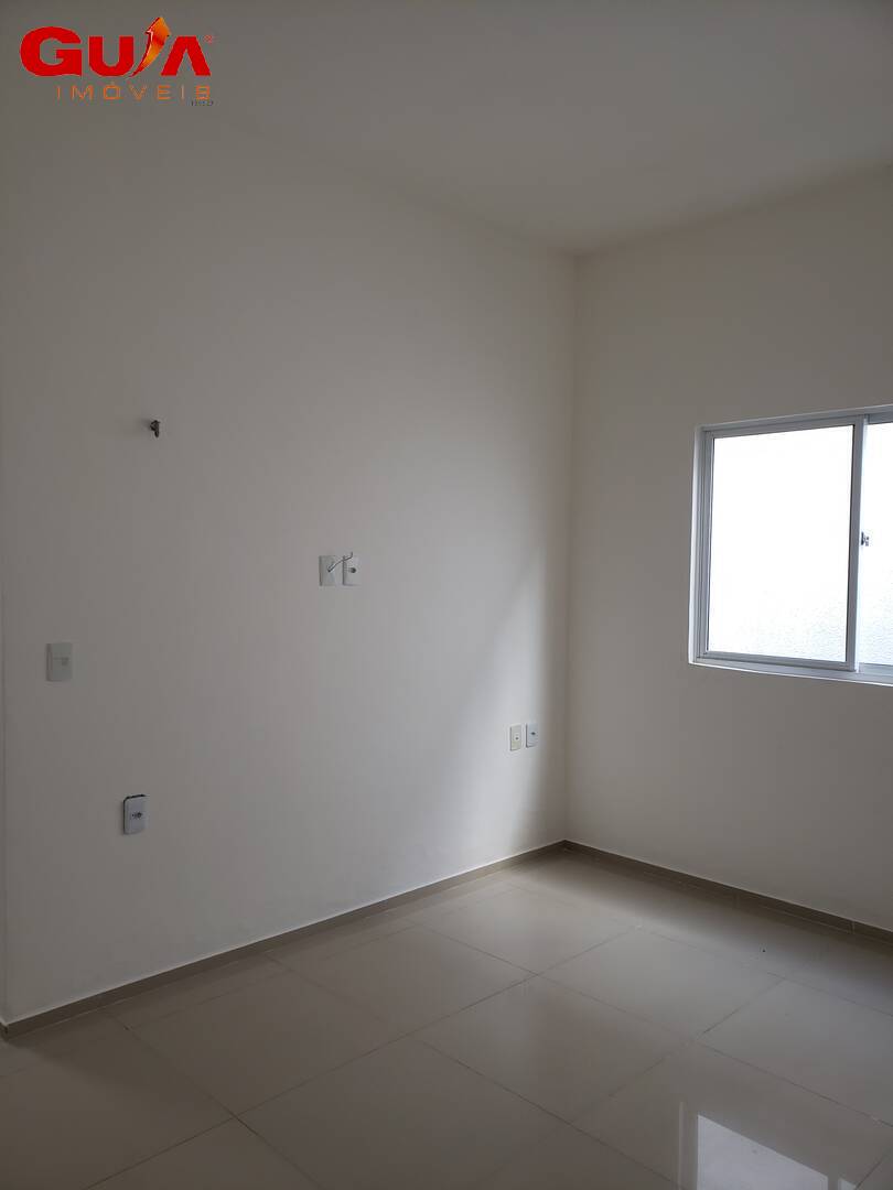 Casa à venda com 3 quartos, 633198m² - Foto 9