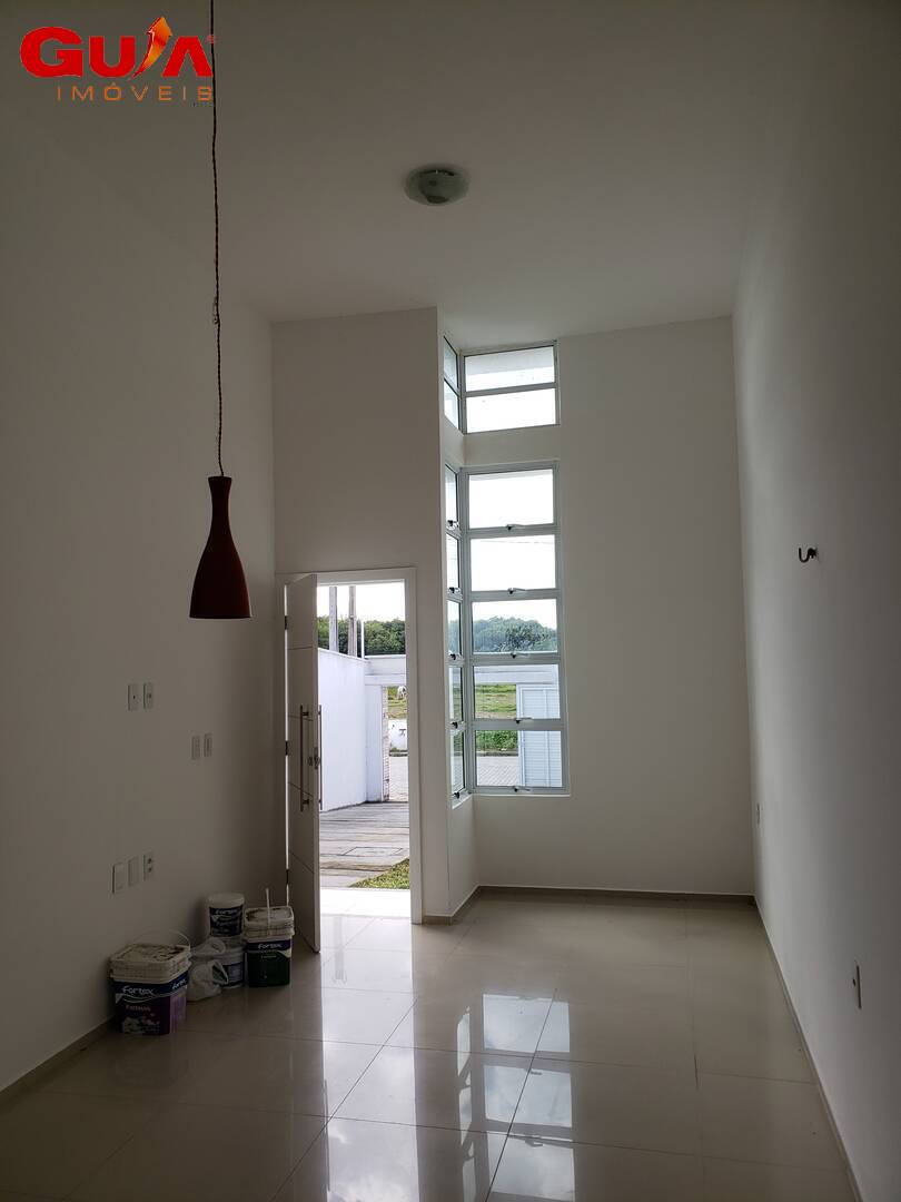 Casa à venda com 3 quartos, 633198m² - Foto 4