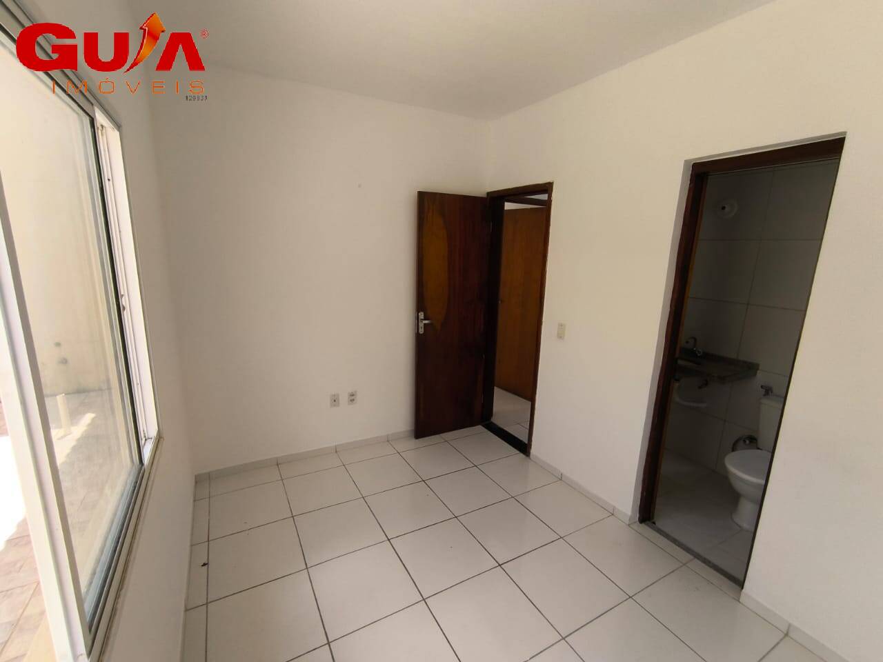 Casa à venda com 3 quartos, 55m² - Foto 10