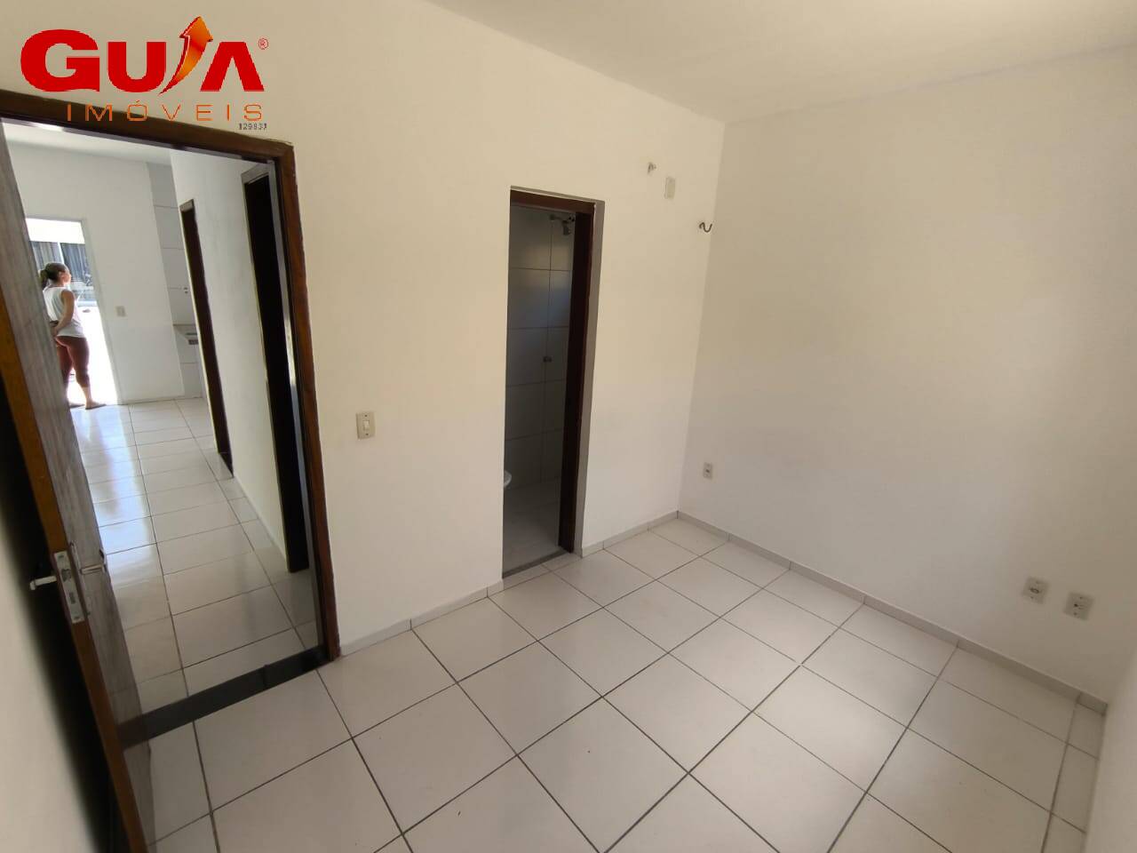 Casa à venda com 3 quartos, 55m² - Foto 9