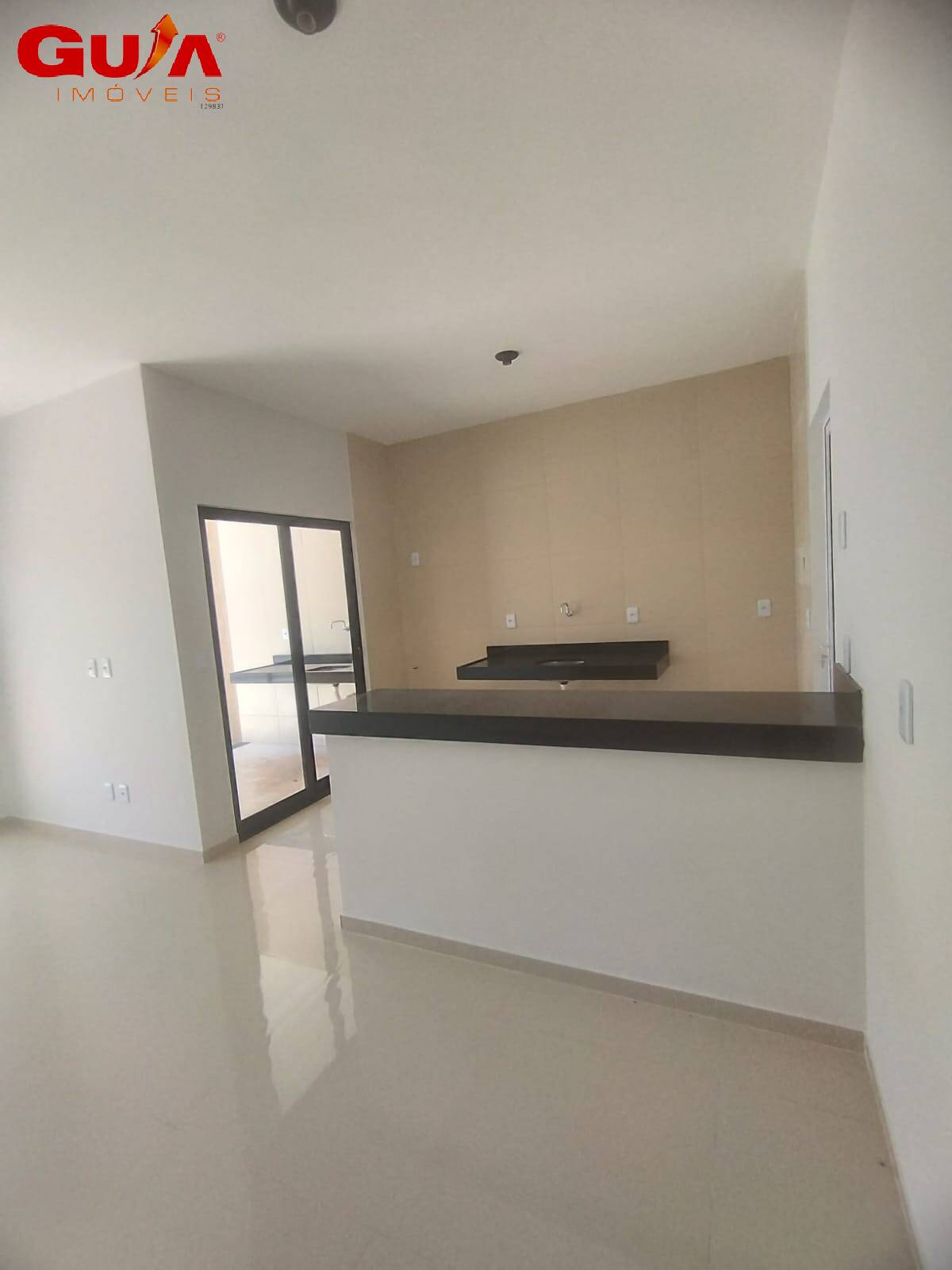 Casa à venda com 3 quartos, 91m² - Foto 3