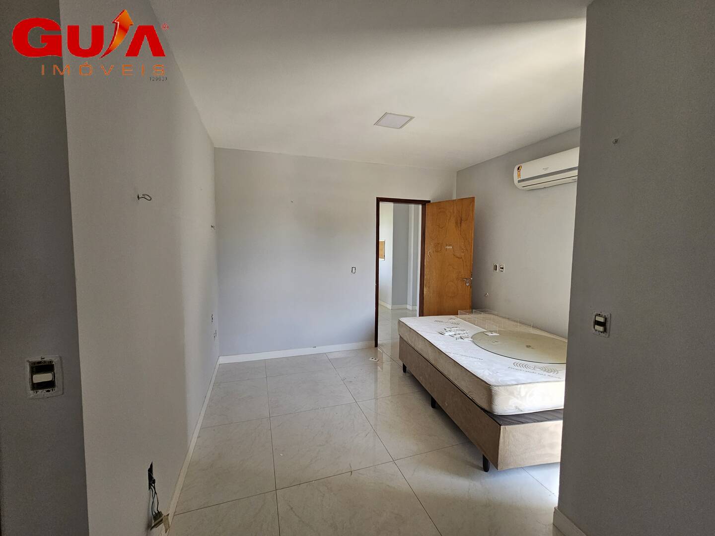 Casa à venda e aluguel com 4 quartos, 450m² - Foto 26