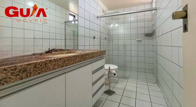 Apartamento à venda com 3 quartos, 178m² - Foto 6