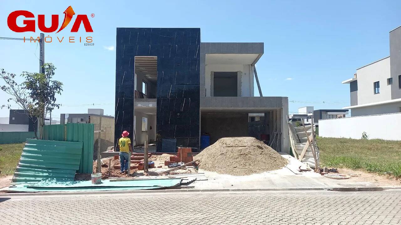 Casa à venda com 5 quartos, 290m² - Foto 1