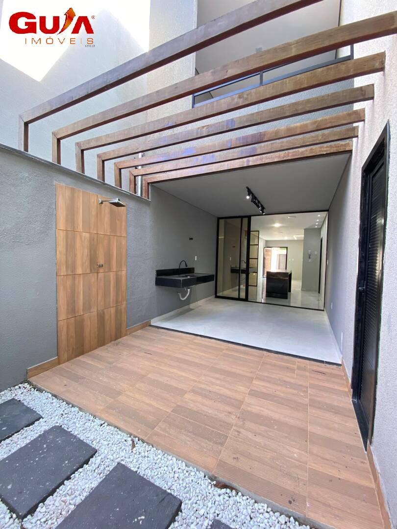 Casa à venda com 3 quartos, 150m² - Foto 3