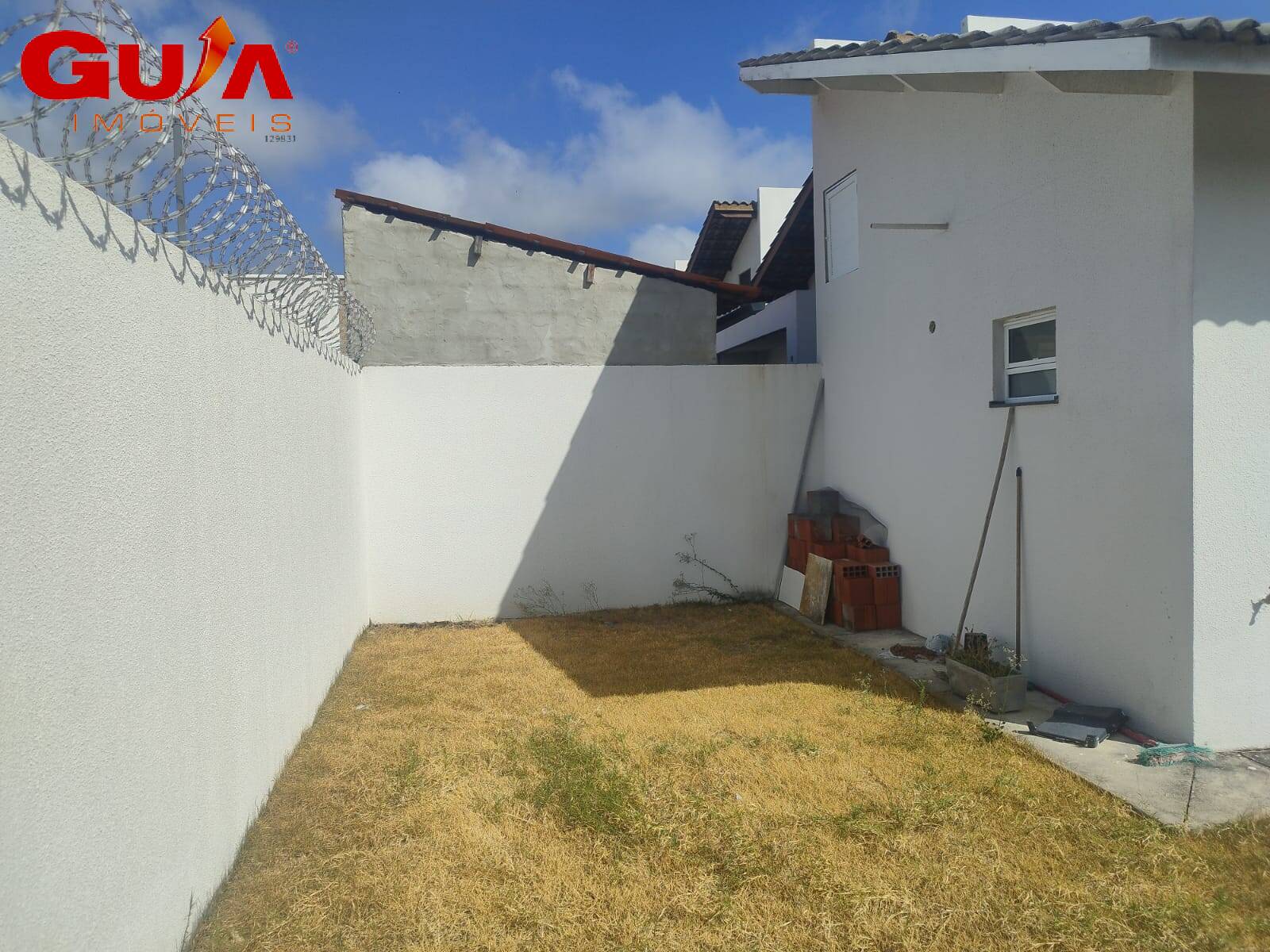 Casa à venda com 2 quartos, 71m² - Foto 14