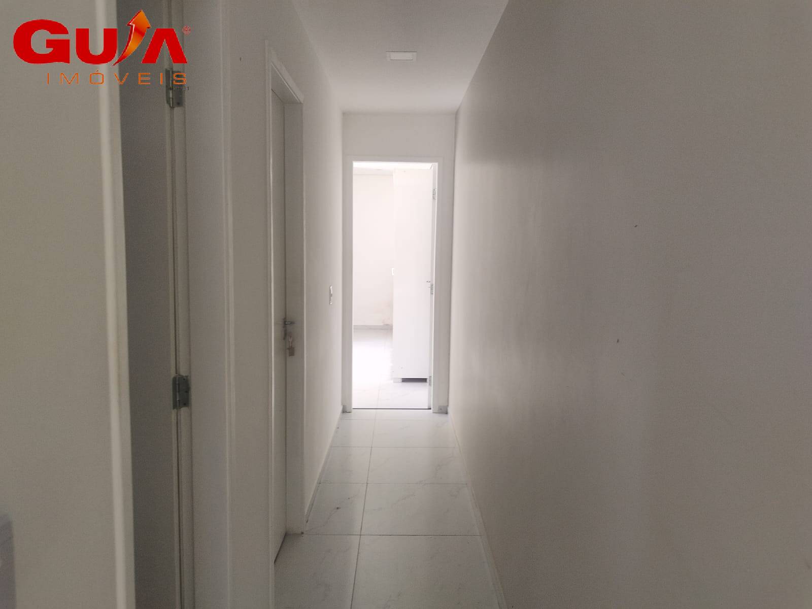 Casa à venda com 2 quartos, 71m² - Foto 7