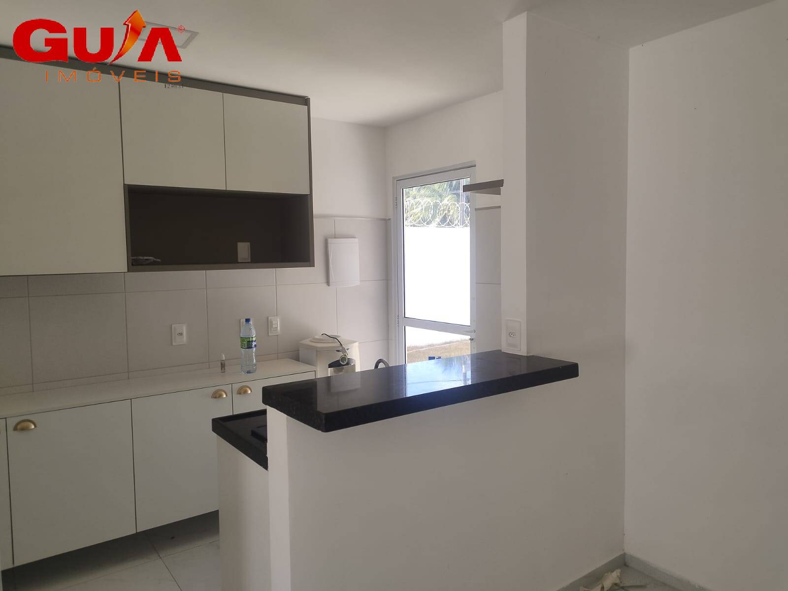 Casa à venda com 2 quartos, 71m² - Foto 3